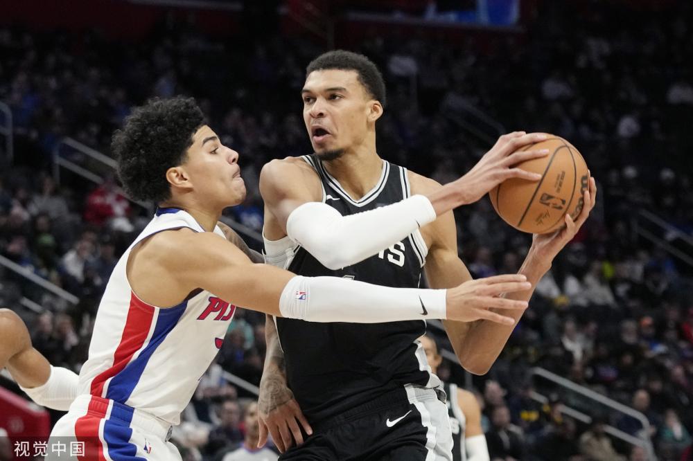 力挽狂澜的 力挽狂澜的