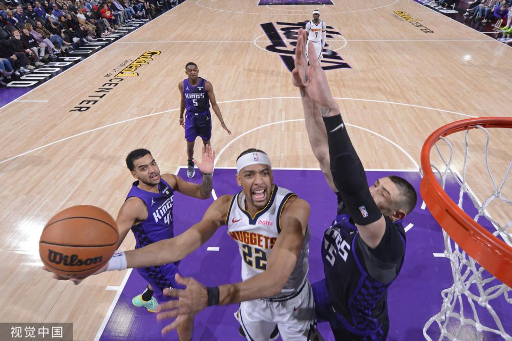 一如既往地 一如既往地