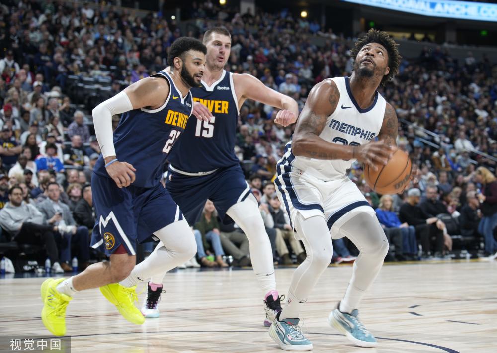 替补登场扳 替补登场扳