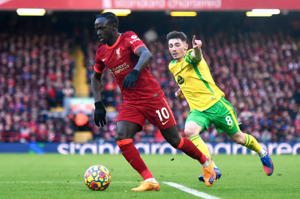 並不僅僅依 並不僅僅依